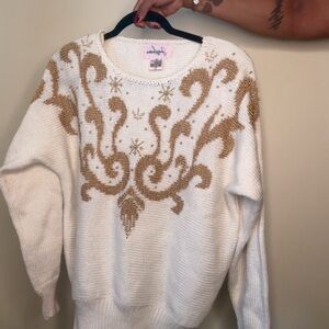 Jaclyn Smith White and Gold Patterned Sweater